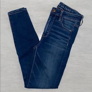 American Eagle Super Hi-Rise Jegging